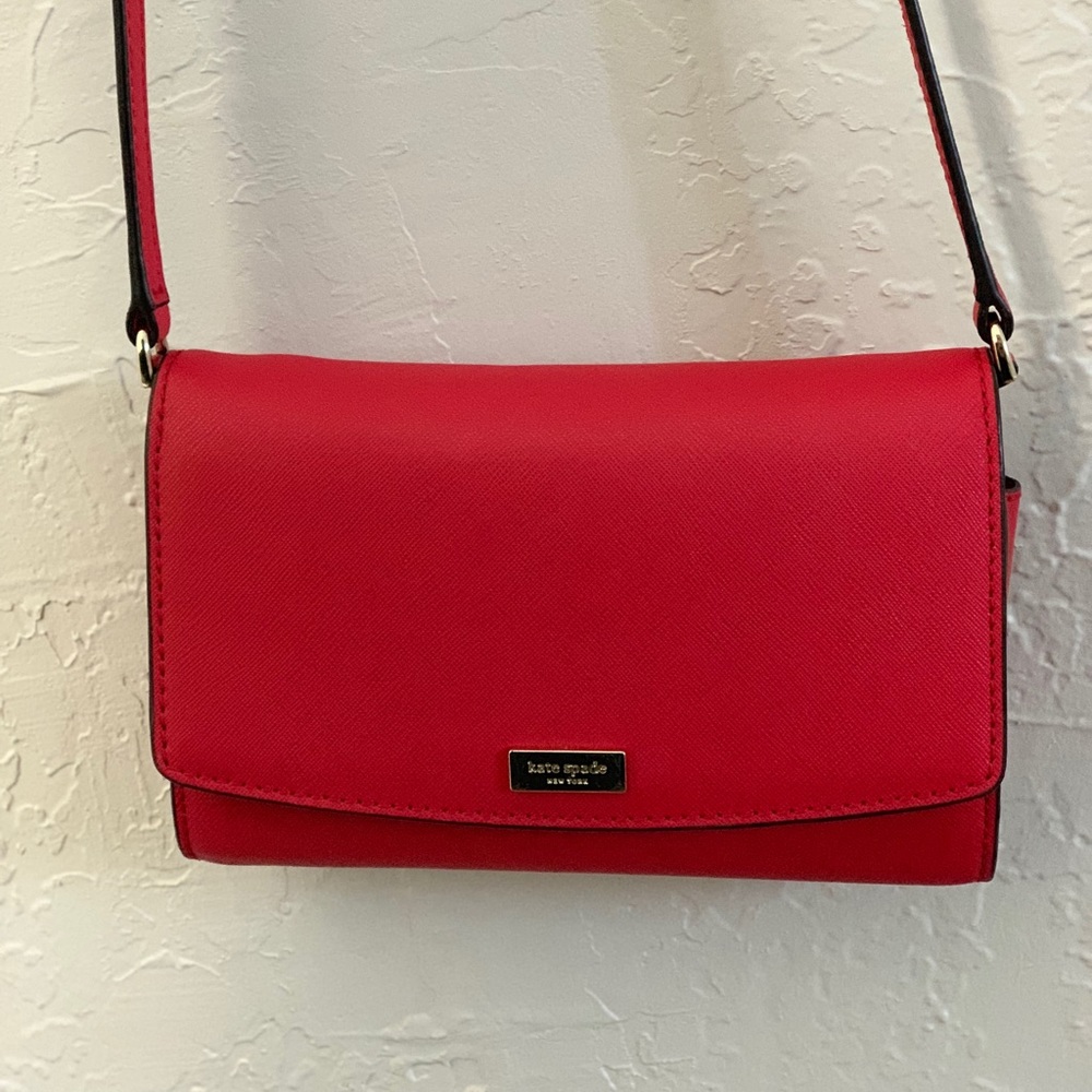 Kate spade ♠️ red crossbody